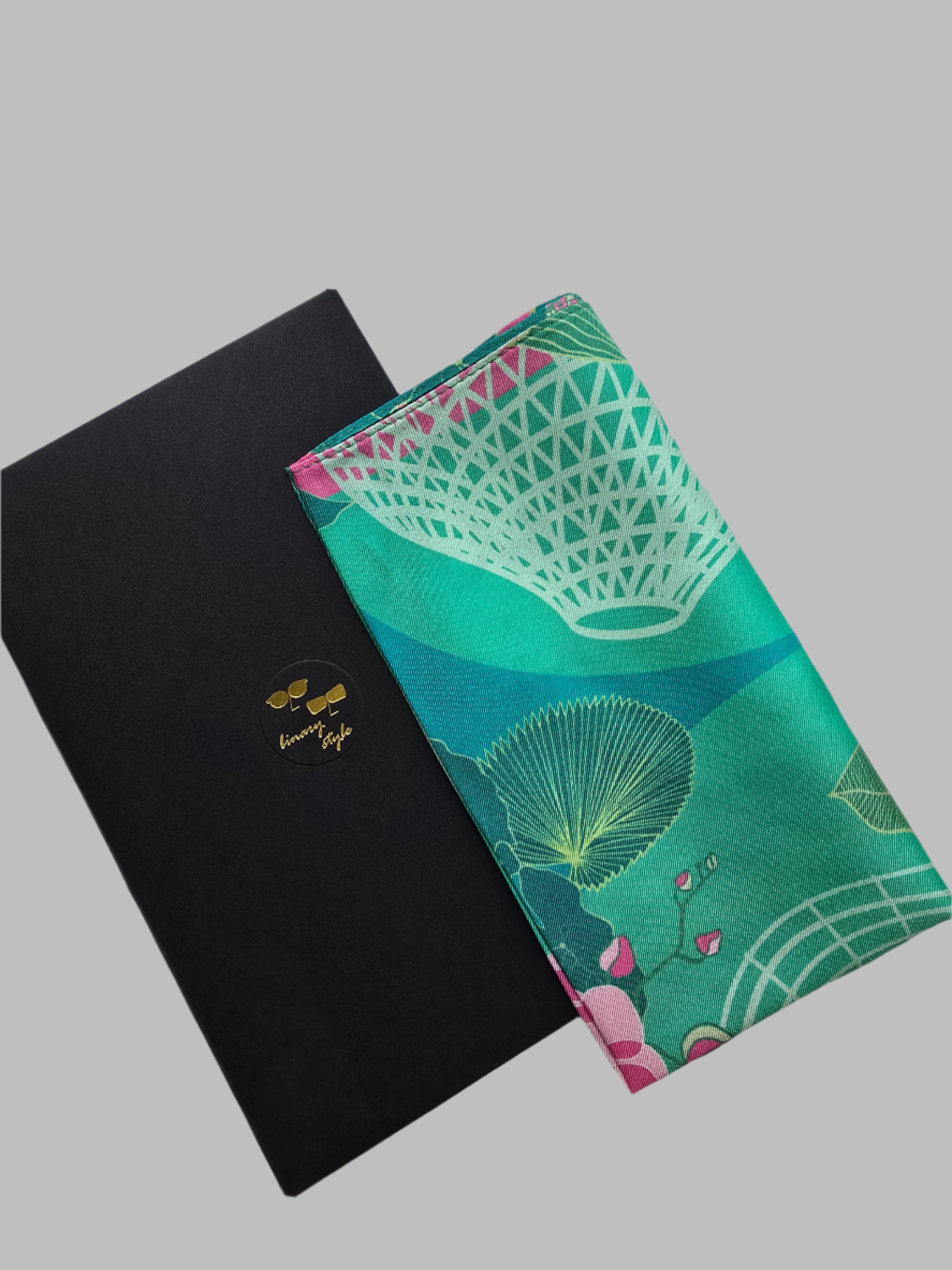 Botanic Oasis Pocket Square