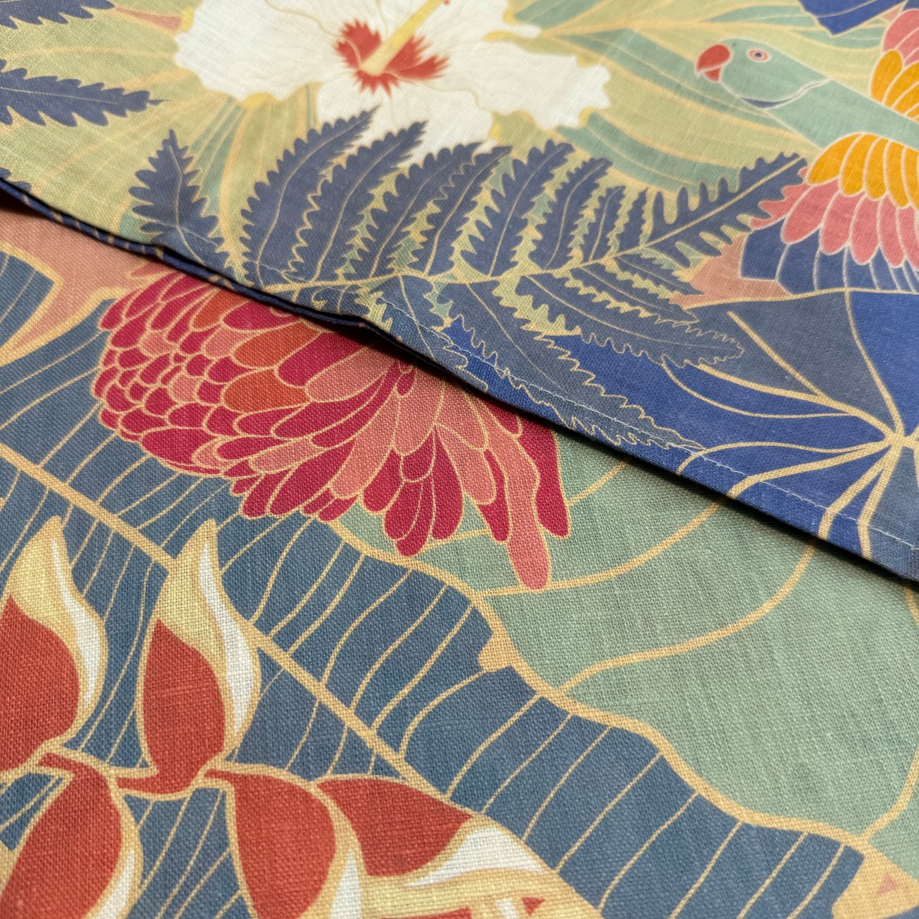 Linen Table Runner Singapore Garden City