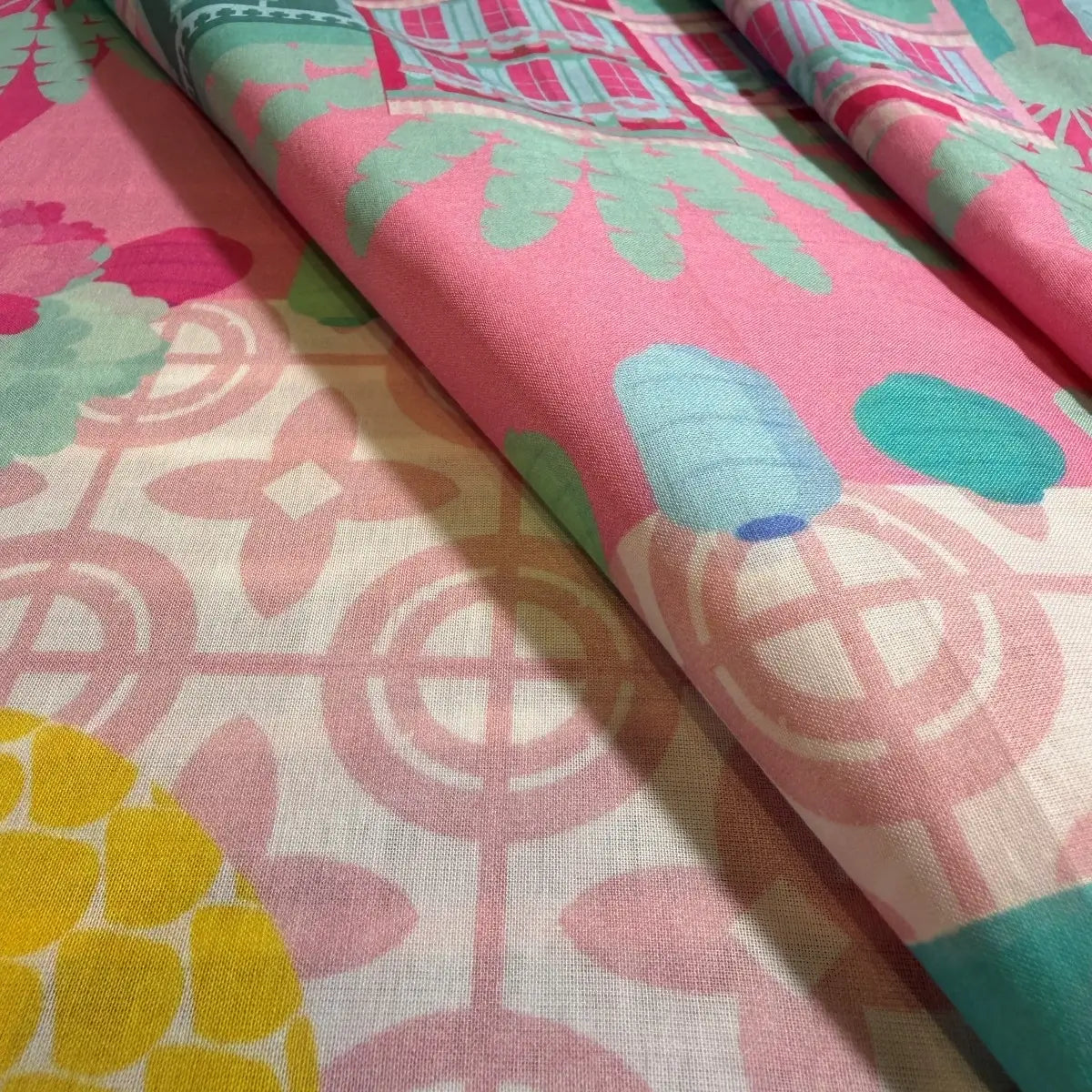 Peranakan Manis Cotton Scarf